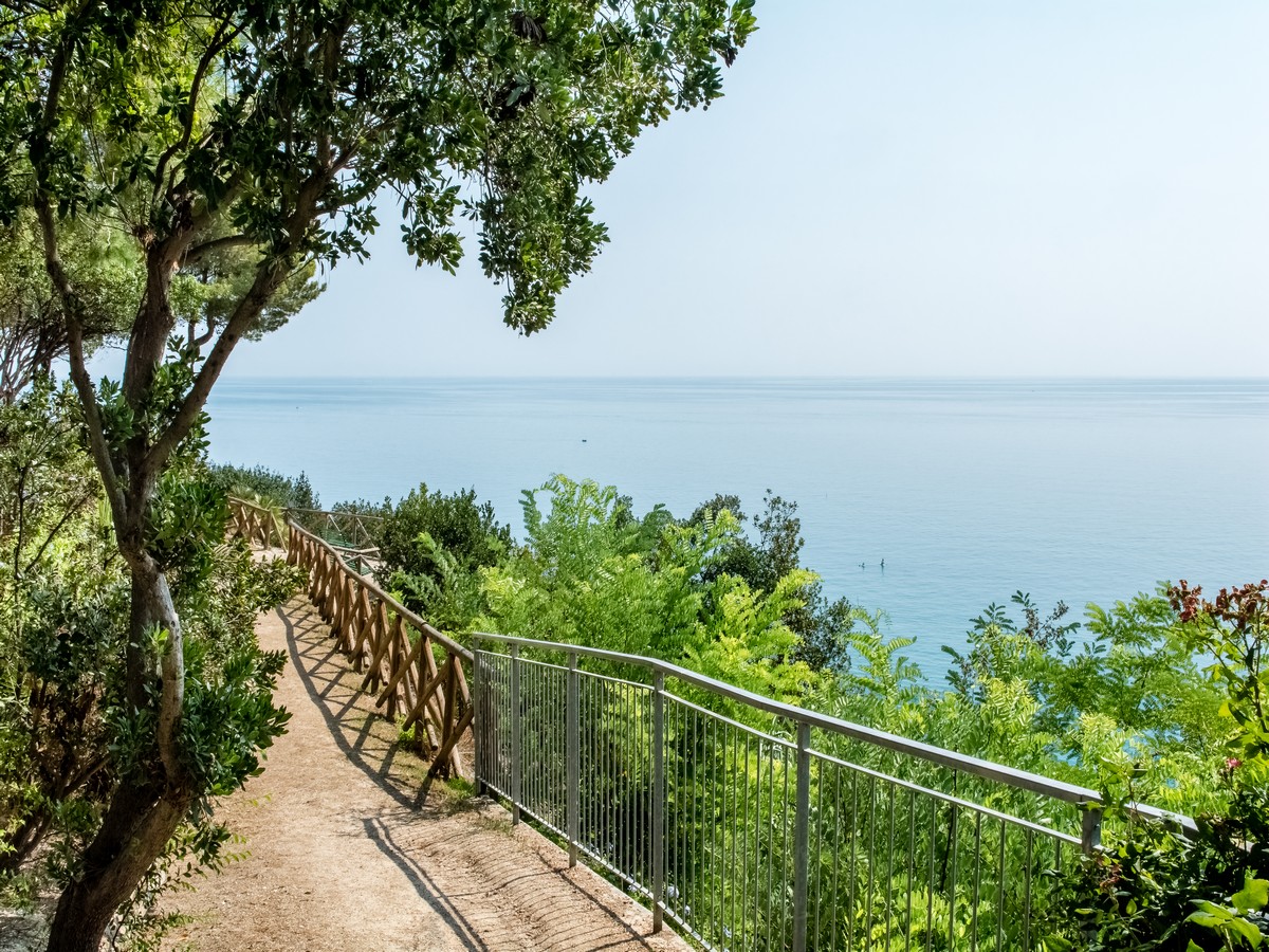 Vista sul mare dal Camping Village Internazionale di Sirolo