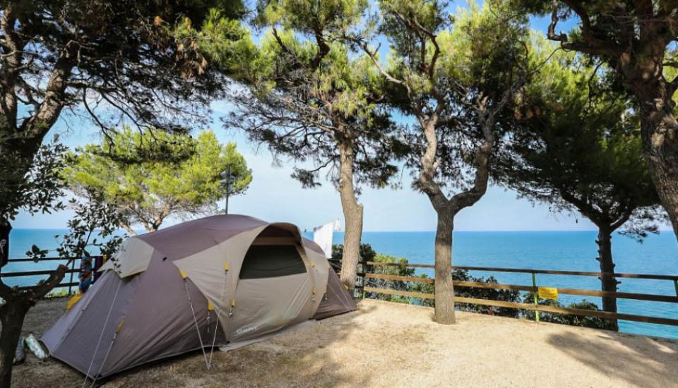 Campsite in Sirolo for holidays in the Marche | Camping Village ...